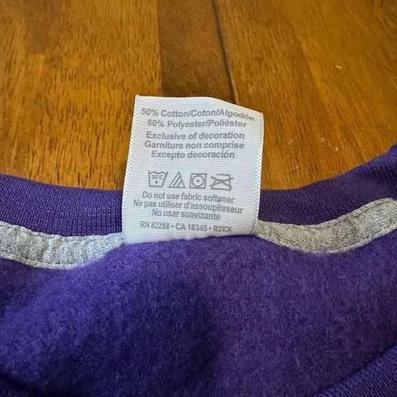 Russell Athletic Crewneck Sweater Sweatshirt Mens Size Large Purple Cotton Poly - Picture 8 of 9